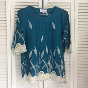 PLUS Linen Embroidered Pintuck Top